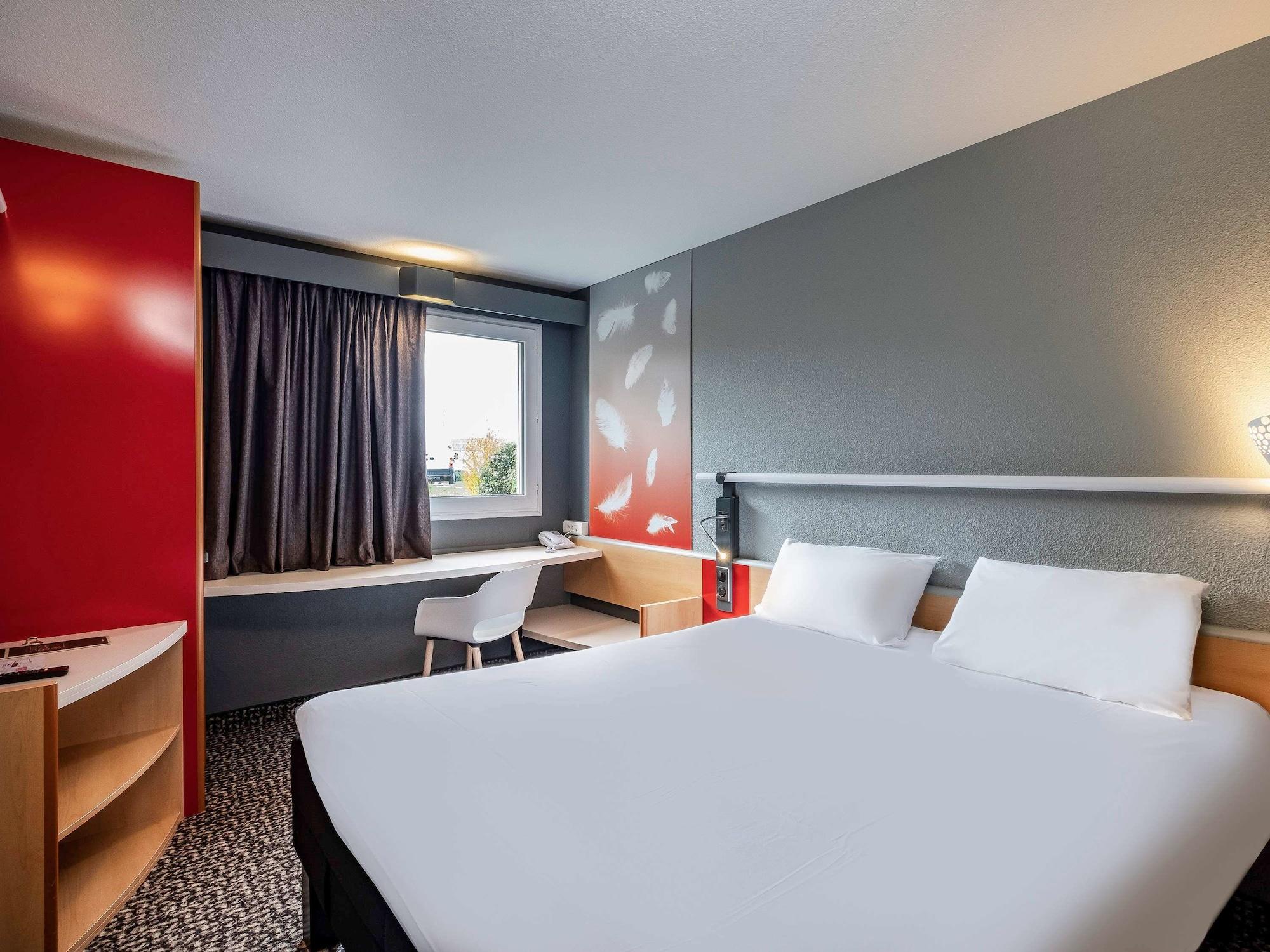 Ibis Amboise Hotell Exteriör bild