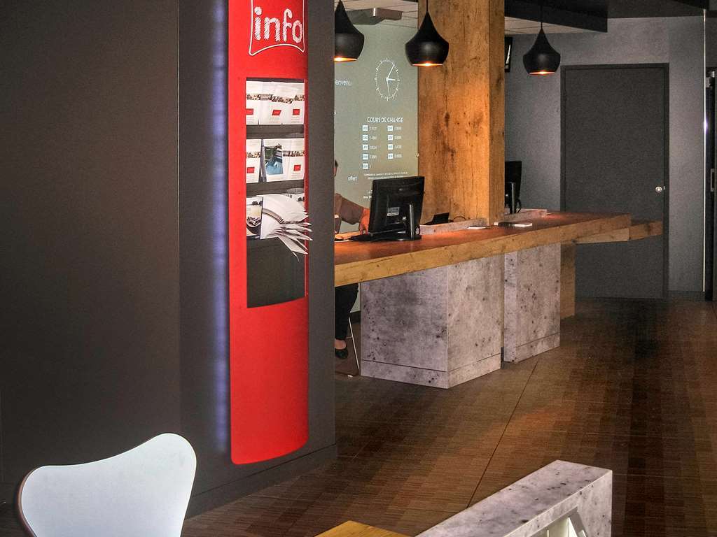 Ibis Amboise Hotell Exteriör bild